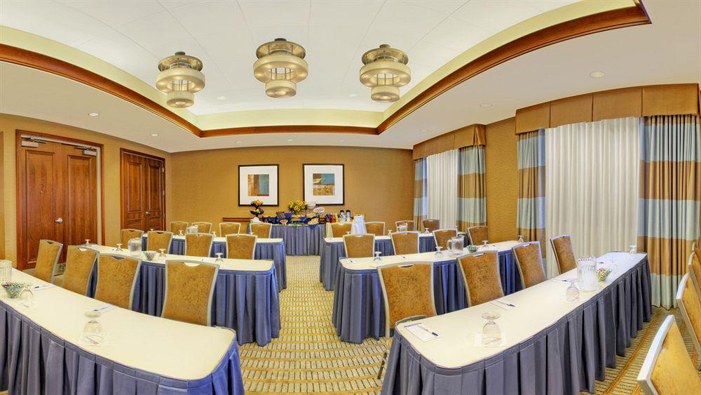 Hilton Garden Inn Portsmouth Downtown Екстериор снимка