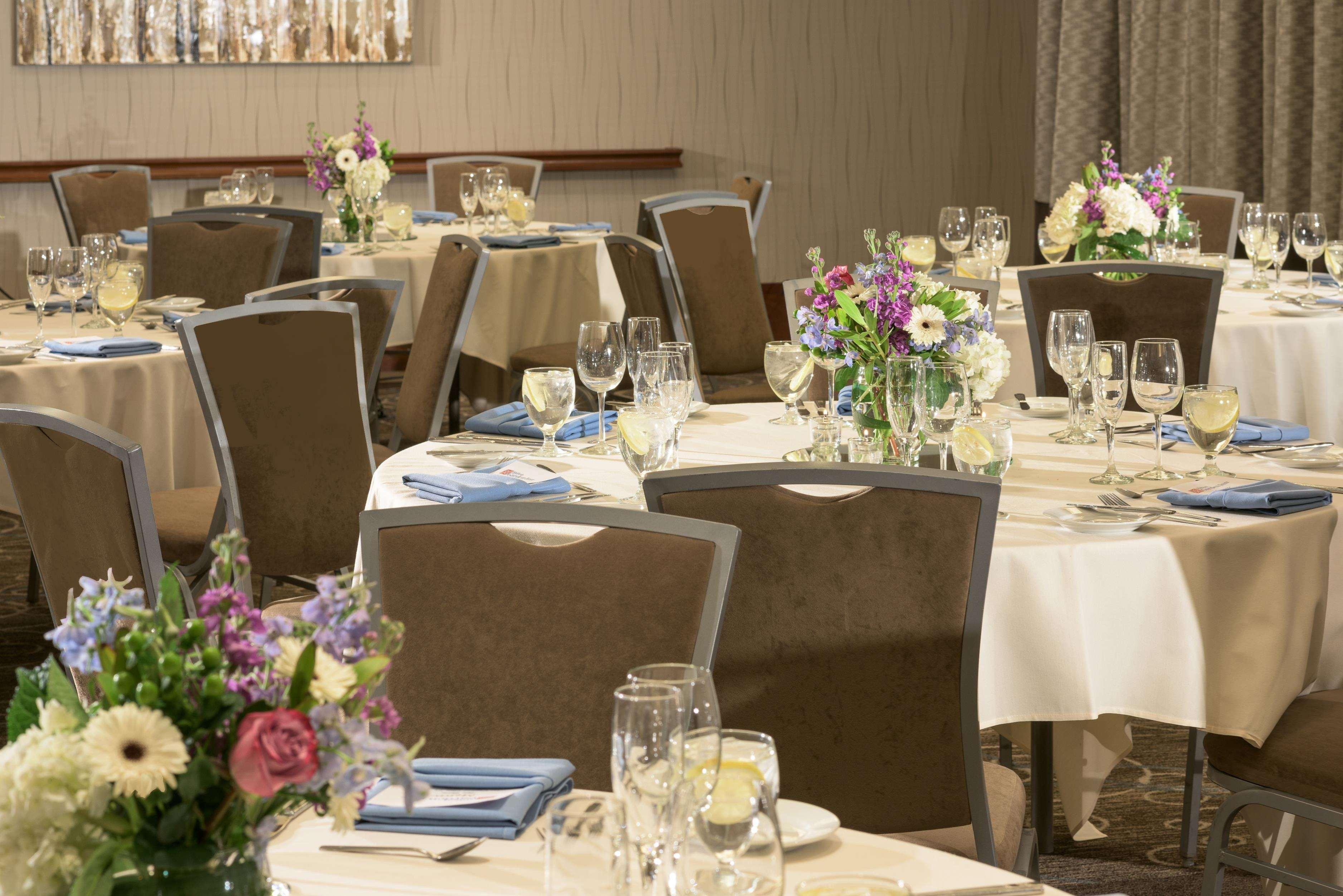 Hilton Garden Inn Portsmouth Downtown Екстериор снимка