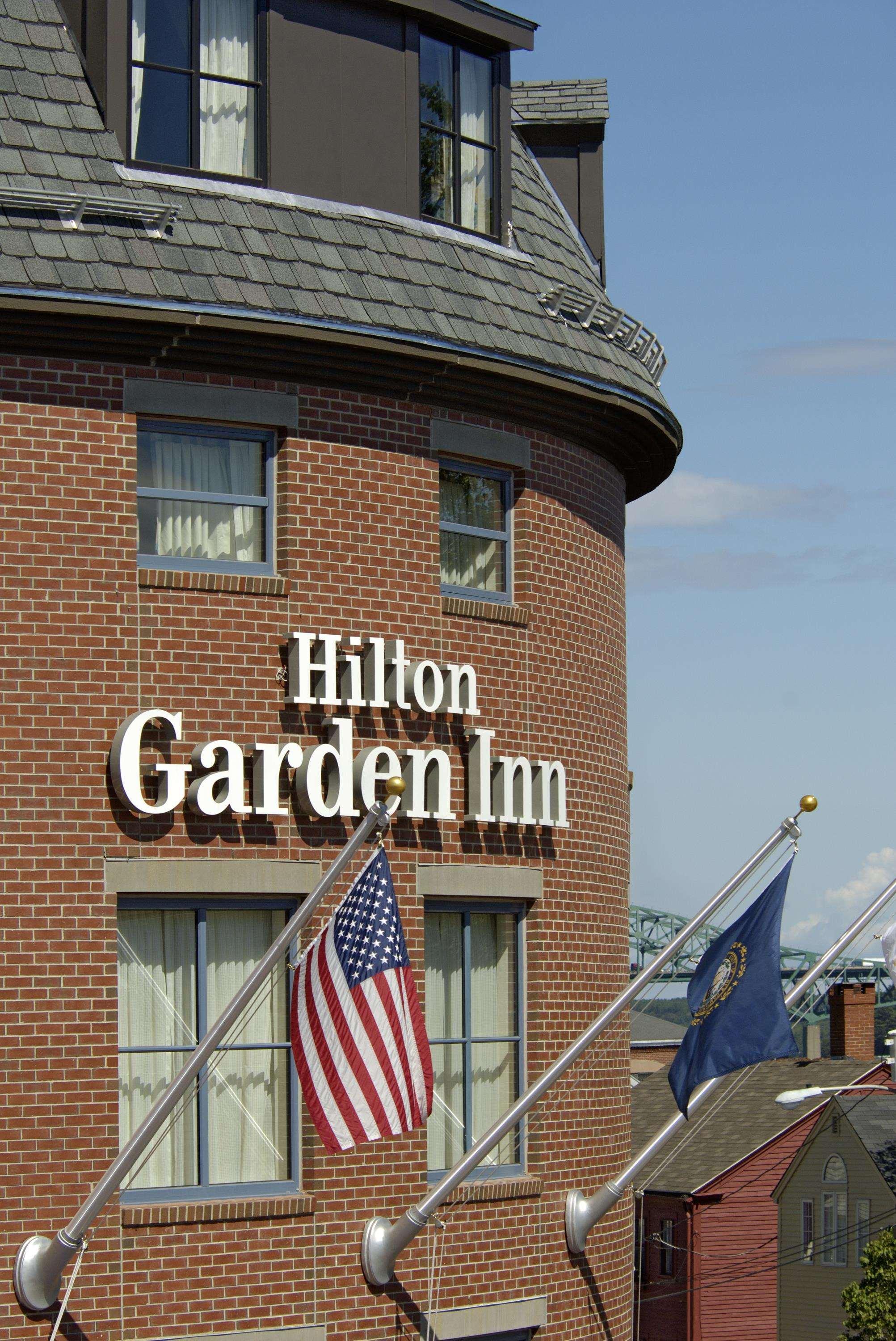 Hilton Garden Inn Portsmouth Downtown Екстериор снимка