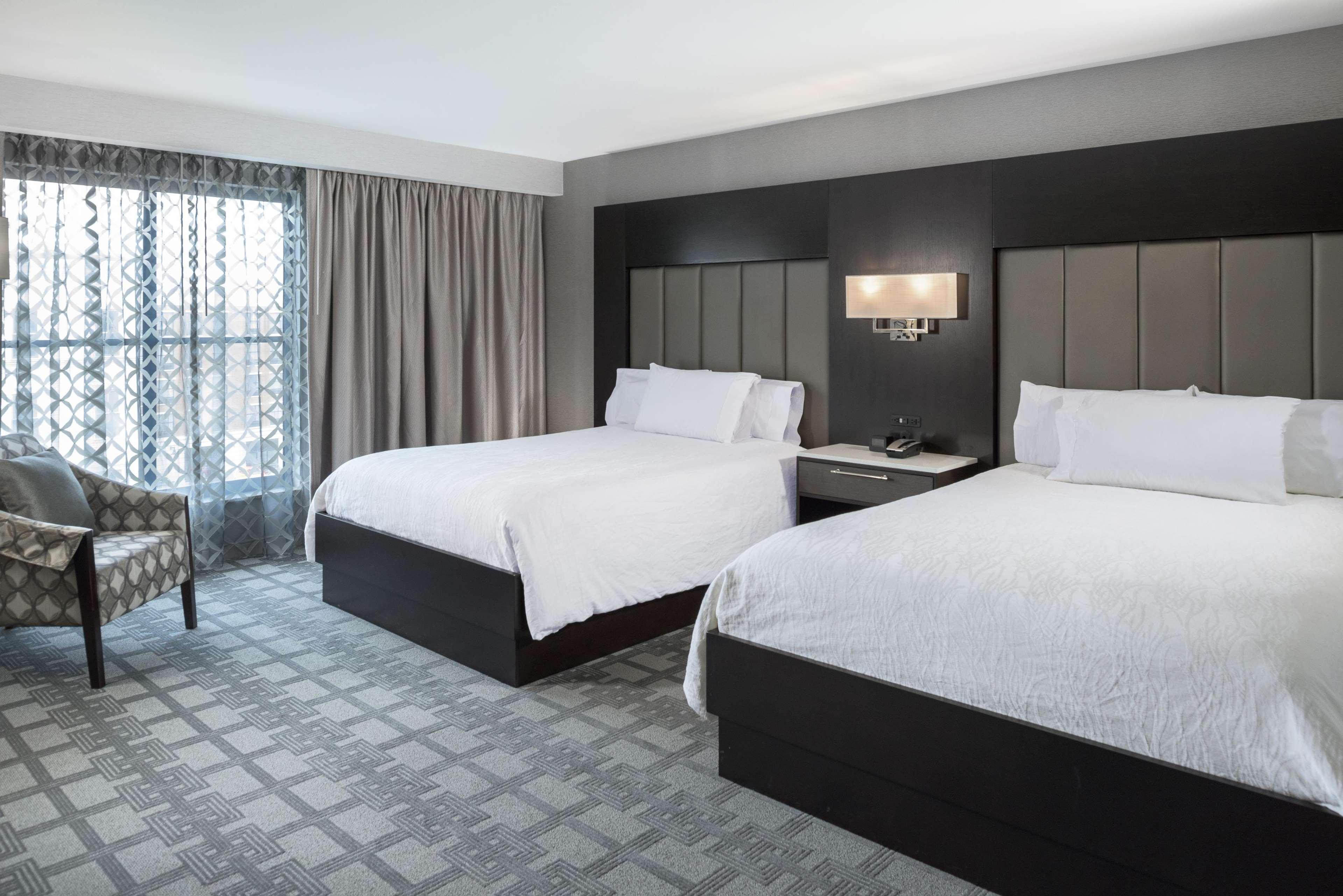 Hilton Garden Inn Portsmouth Downtown Екстериор снимка