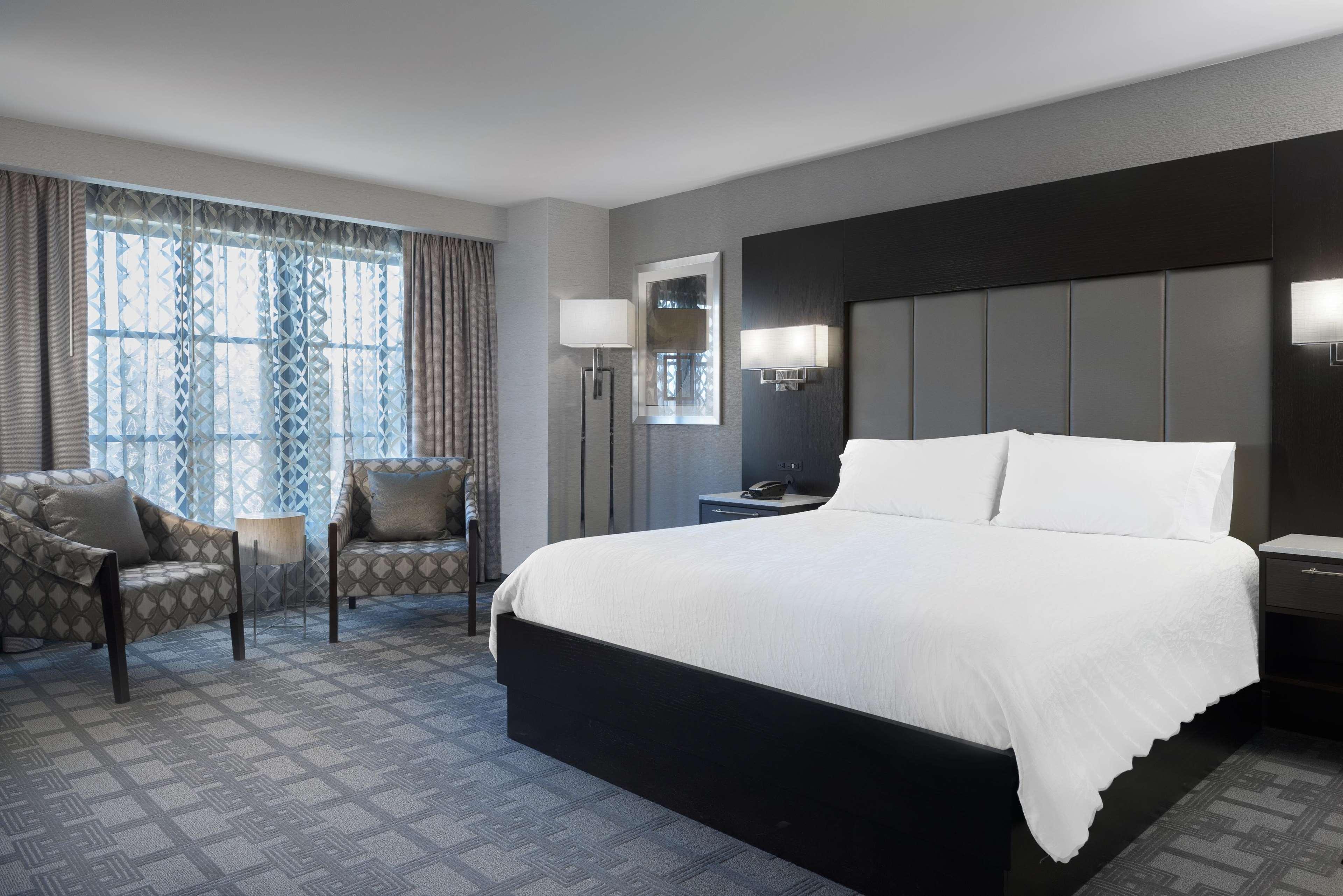Hilton Garden Inn Portsmouth Downtown Екстериор снимка