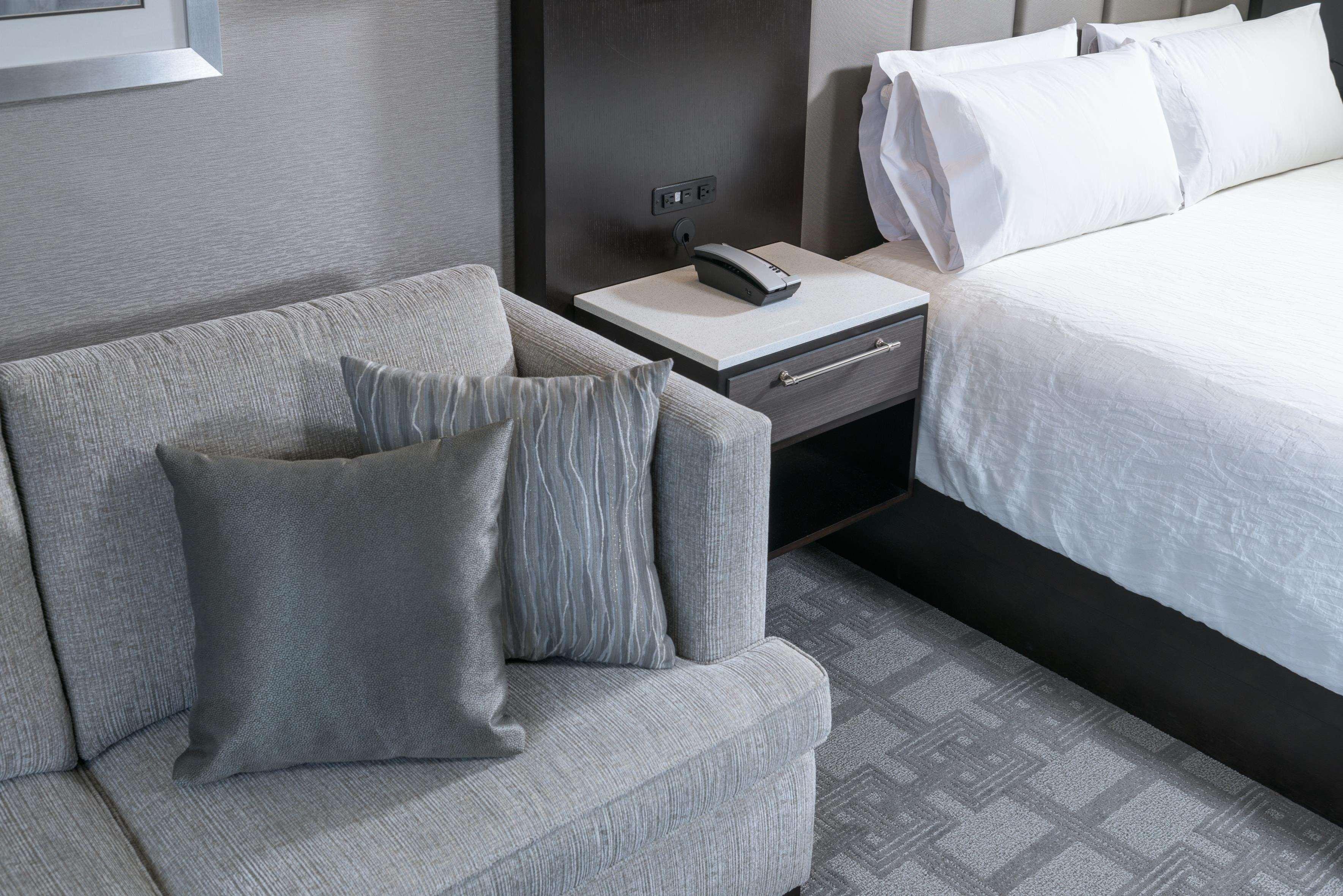 Hilton Garden Inn Portsmouth Downtown Екстериор снимка