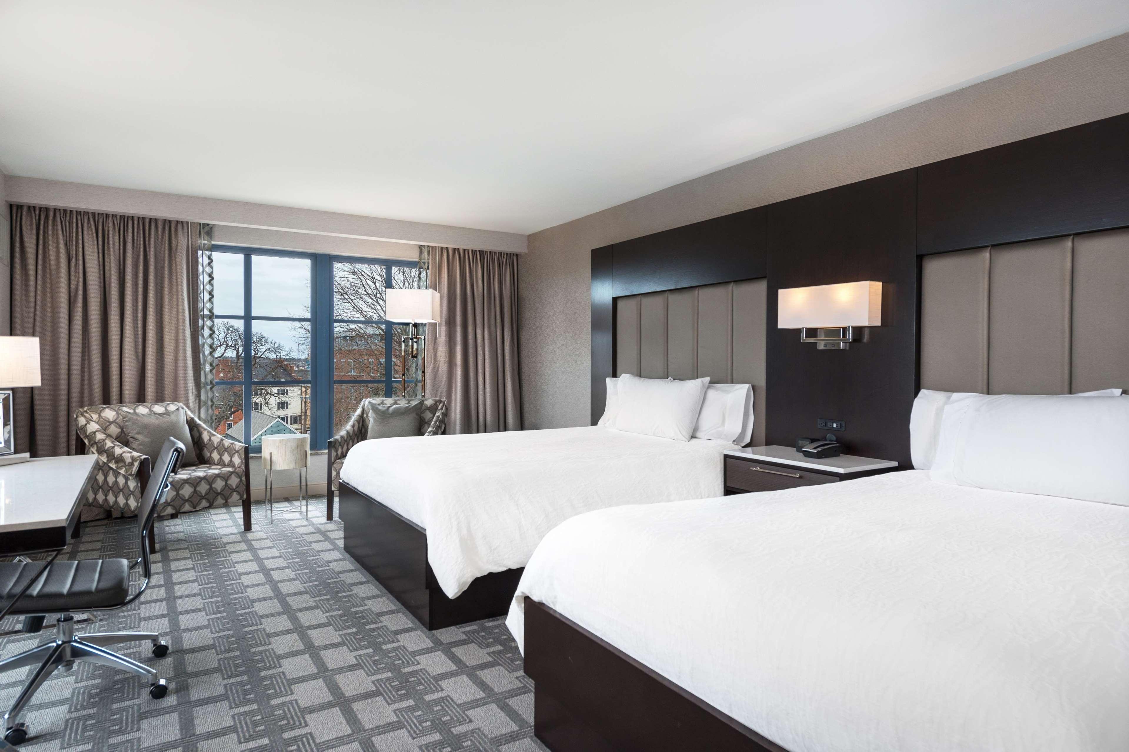 Hilton Garden Inn Portsmouth Downtown Екстериор снимка