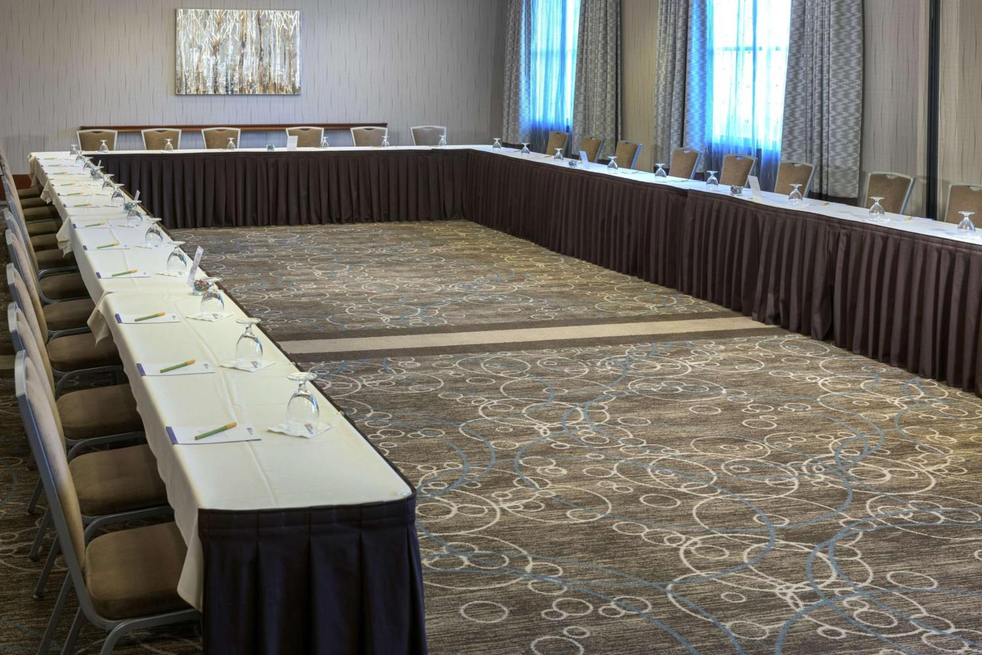 Hilton Garden Inn Portsmouth Downtown Екстериор снимка